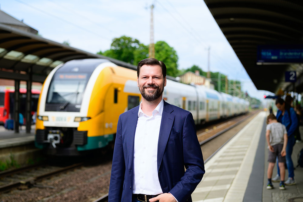 Matthias Rudolph am Bahnhof Fürstenwalde